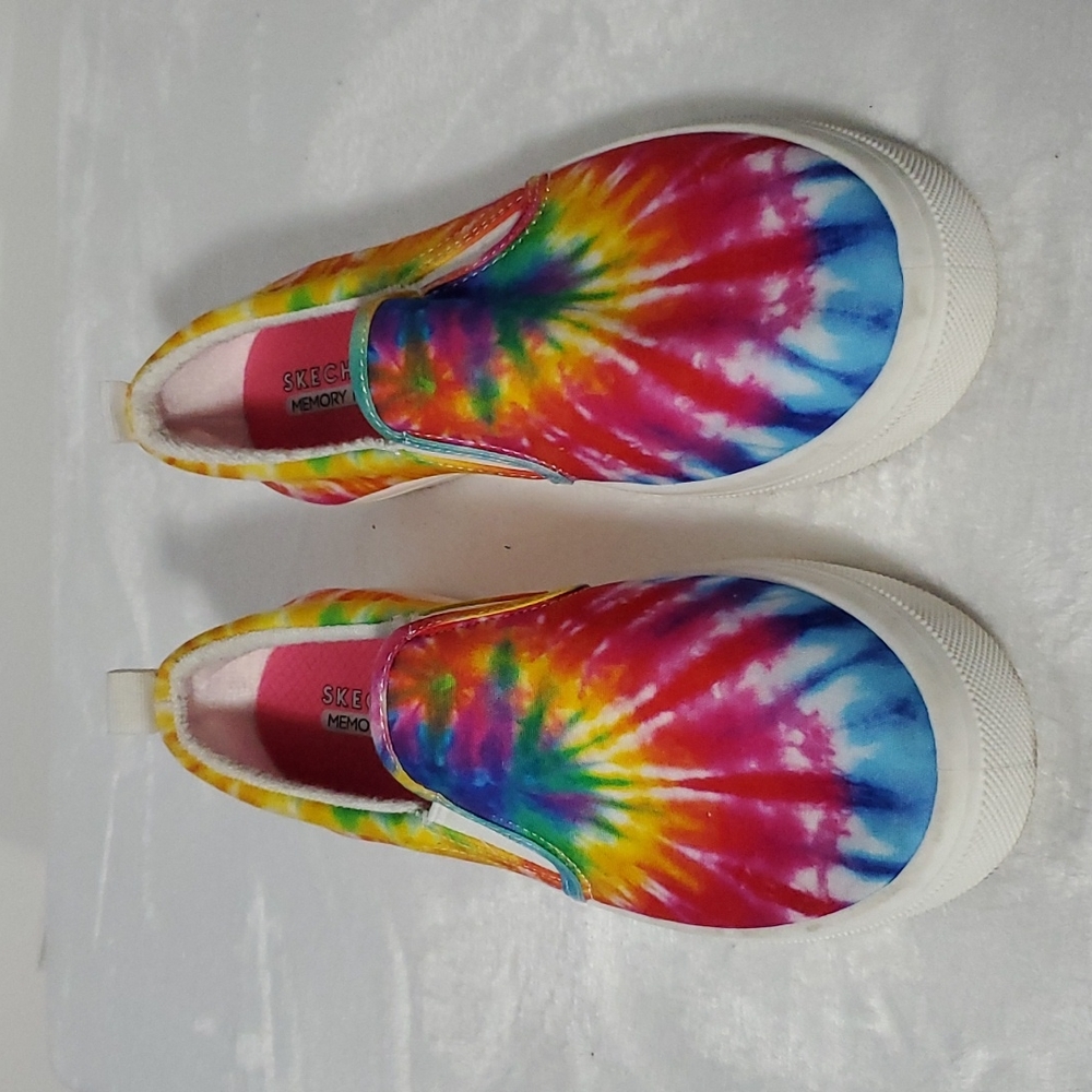 Sketchers Slip on Tie-Dye Sneakers Size 7.5